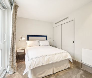 Elvaston Mews, London SW7 - Photo 2