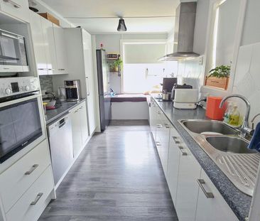 Three-Bedroom Home in Naenae - Photo 6