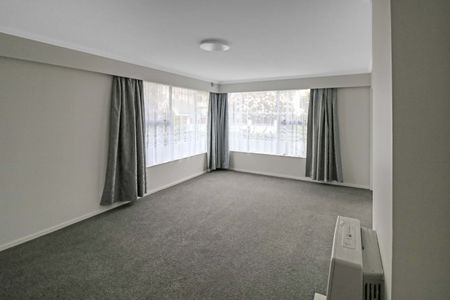 Central Hutt - Photo 3