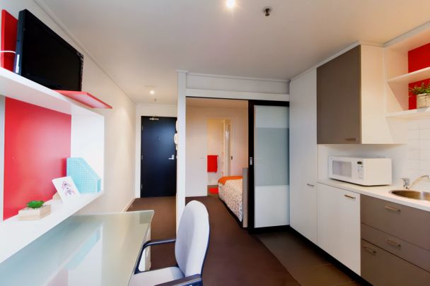 1 Bedroom Balcony West - Photo 1