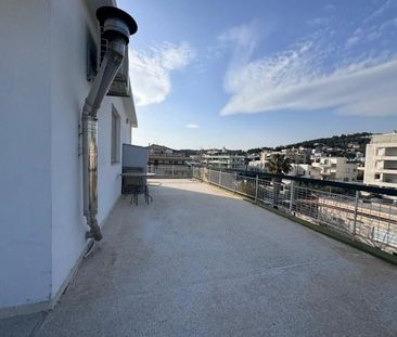 Διαμέρισμα για ενοικίαση Πόρτο Ράφτη (Μαρκόπουλο) - Photo 2