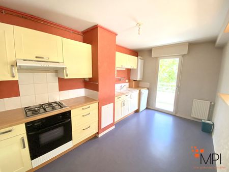 Location Appartement 3 pièces 78m² - Photo 2