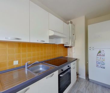 Location Appartement 1 pièce 27m² CHATELLERAULT 86100 - Photo 2