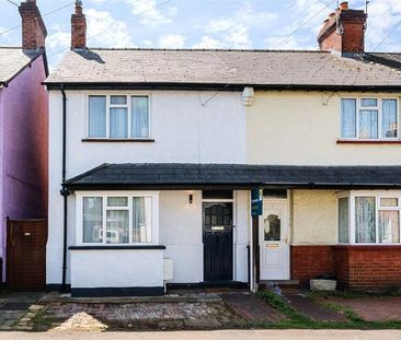 2 bedroom end of terrace house to rent - Photo 1