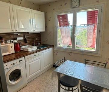 Location Appartement 2 pièces 43m² CLERMONT FERRAND 63000 - Photo 2