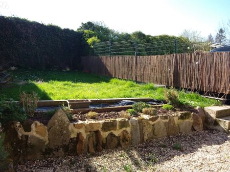 GOURNAY EN BRAY, maison restaurée en très bon état - Photo 5