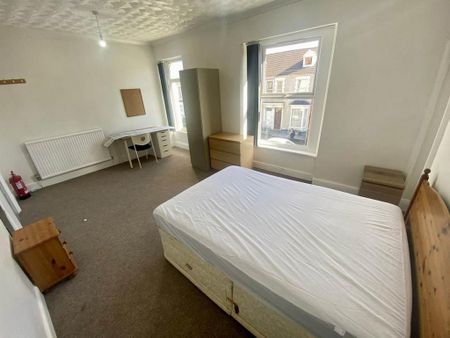 4 bedroom house to rent - Photo 4