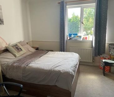 2 bedroom semi-detached house to rent - Photo 4
