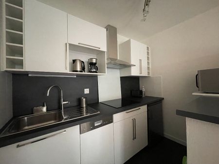 Location Appartement 2 pièces 42m² - Photo 5