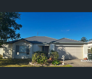 12 Rix Drive, Coomera - Beautiful Family Home in Prime Coomera Loca... - Photo 3