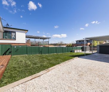 37 Fergus Road, Queanbeyan - Photo 2