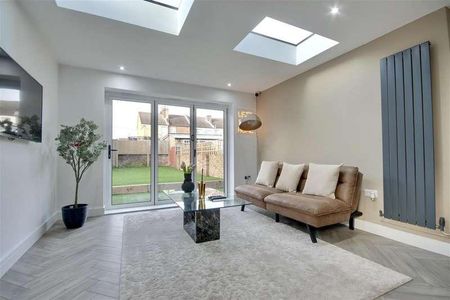 Tennyson Road, Portsmouth, PO2 - Photo 3