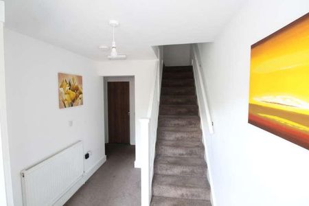 Fermor Crescent, Luton - Room In Shared House, LU2 - Photo 4