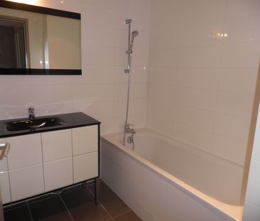 Location Appartement 3 pièces 70m² - Photo 3