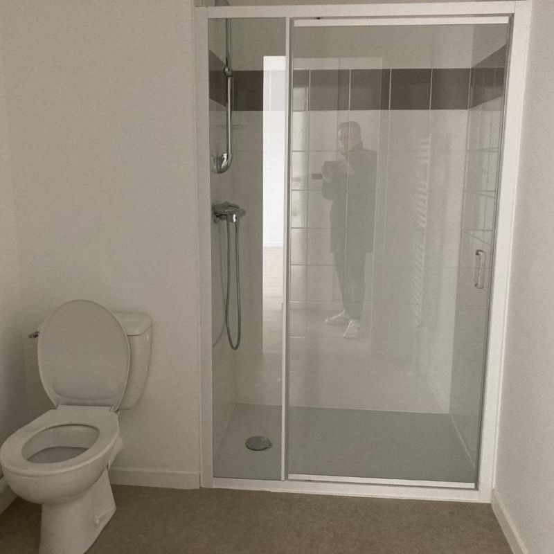 Location Appartement 2 pièces 40m² CARPIQUET 14650 - Photo 1