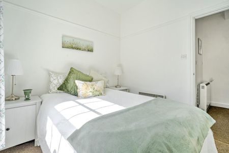 2 bedroom cottage to rent - Photo 3