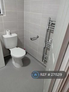2 bedroom semi-detached house to rent - Photo 1