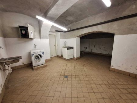 360° TOUR / Erstbezug nach Sanierung: Helle, freundliche, moderne 3-Zimmer-Dachgeschoss-Altbauwohnung - Photo 5