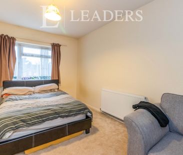 2 bedroom apartment to rent Willow Lodge, 6 Pemberton Road, East Mo... - Photo 4