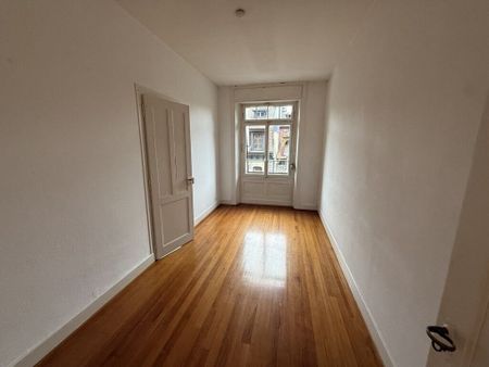 À saisir ! Magnifique logement proche du lac Léman ! - Photo 3