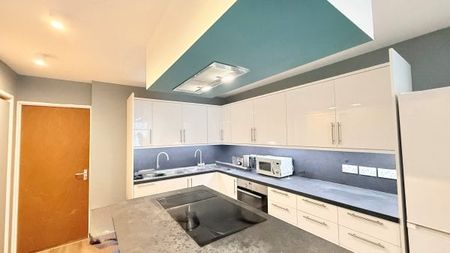 Woodford Green IG8, Property for rent - Photo 2