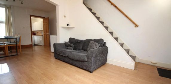 Clyde Street, Canterbury, CT1 1NA, Kent - Photo 2