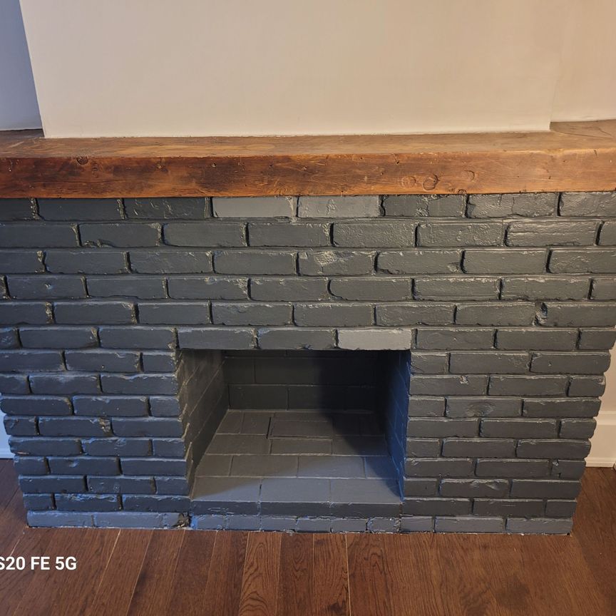 For Lease - 302 Glenlake Avenue Unit# 2nd Floor Front, Toronto, Ontario - Photo 1