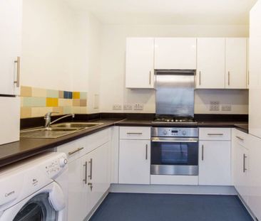 1 Bed Flat, Gary Court, CR0 - Photo 1