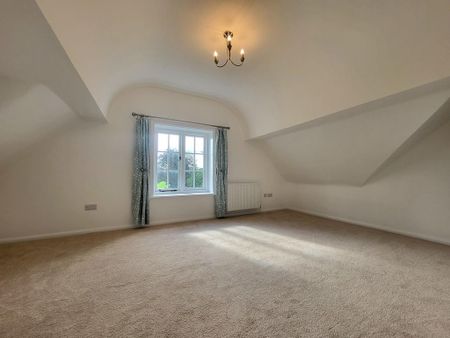 6 bedroom semi-detached house to rent - Photo 5