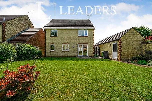 Rendcomb Drive, Cirencester, GL7 - Photo 1