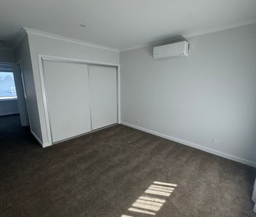 BRAND NEW 2 BEDROOM TOWNHOUSE - Photo 5