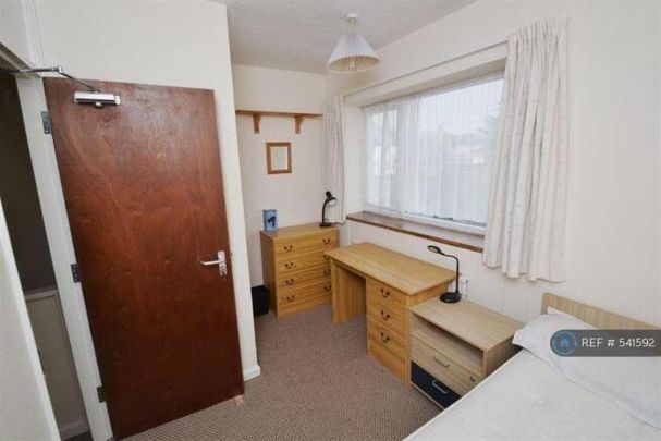 4 bedroom terraced house to rent - Photo 1