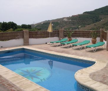 CORTIJO FOR WINTER RENT SITUATED IN THE FRIGILIANA COUNTRYSIDE - Photo 3