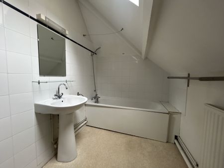 Location Appartement 3 pièces 59m² REIMS 51100 - Photo 3