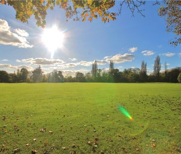 Gresham Road, Staines-upon-Thames, Surrey, TW18 2BL - Photo 2