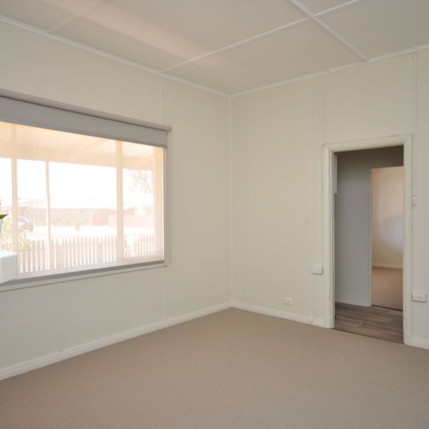 12 Caroona Road, Port Augusta West - Photo 1