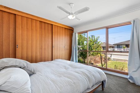 Family Friendly Home - Photo 4