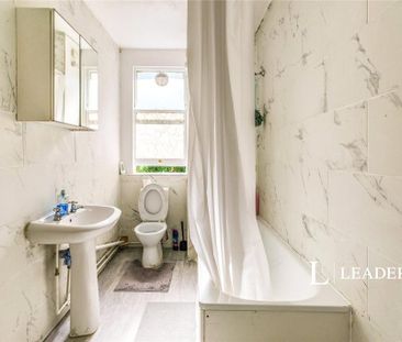 House share to rent - Photo 4