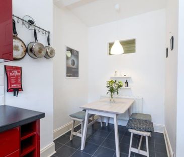 2 bedroom flat to rent - Photo 6