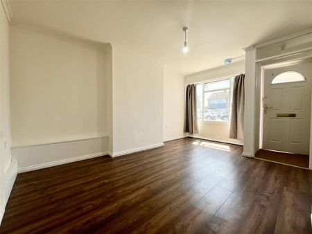 1 bedroom maisonette to rent - Photo 2