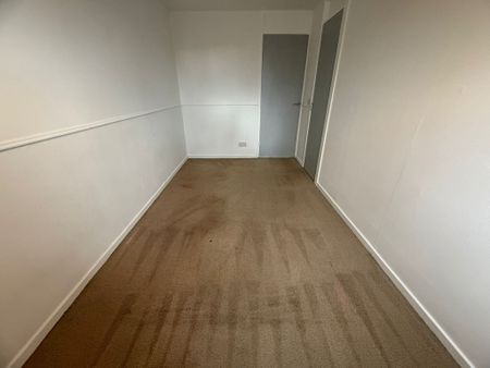 Bittern Close, Gosport - Photo 4