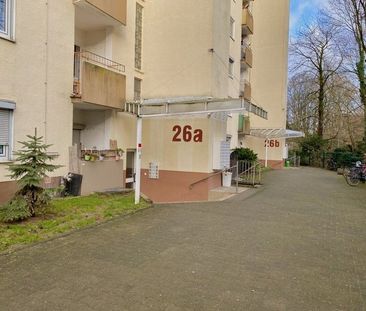 Großzügige 2-Zi.-Wohnung mit Balkon! - Foto 1