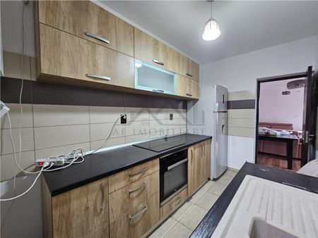 Inchiriere casa 3 camere - Photo 3