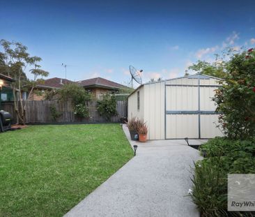 Location Perfect! - Photo 2