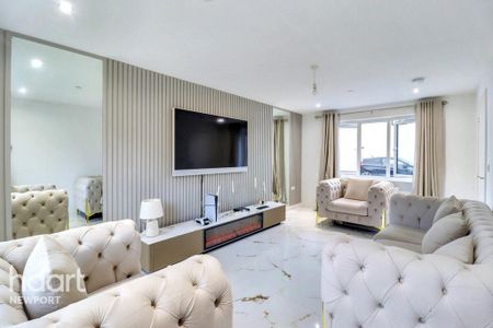 3 bedroom detached house to rent - Photo 5