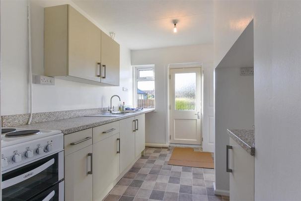 3 bedroom terraced house to rent - Photo 1