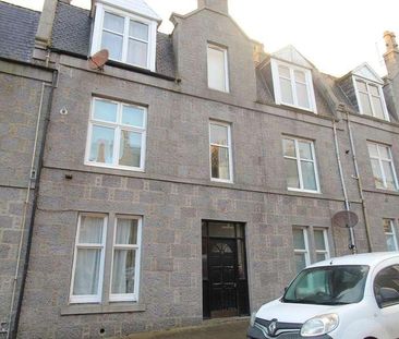 Urquhart Street, First Right, AB24 - Photo 2