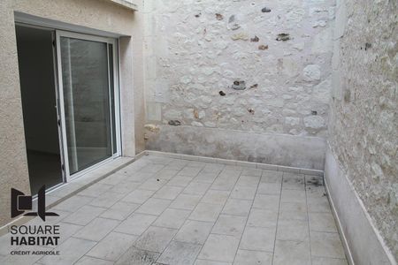 Location Appartement 1 pièce 27m² LA ROCHE POSAY 86270 - Photo 2