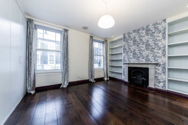 St. Martins Close, Camden, NW1 - Photo 1