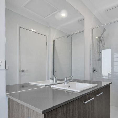 Perfect Townhouse To Call Home **APPLY FOR THIS PROPERTY NOW** - Photo 5